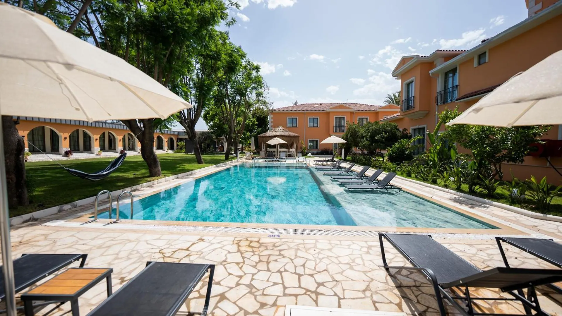 Ema Houses Antalya Hotel
