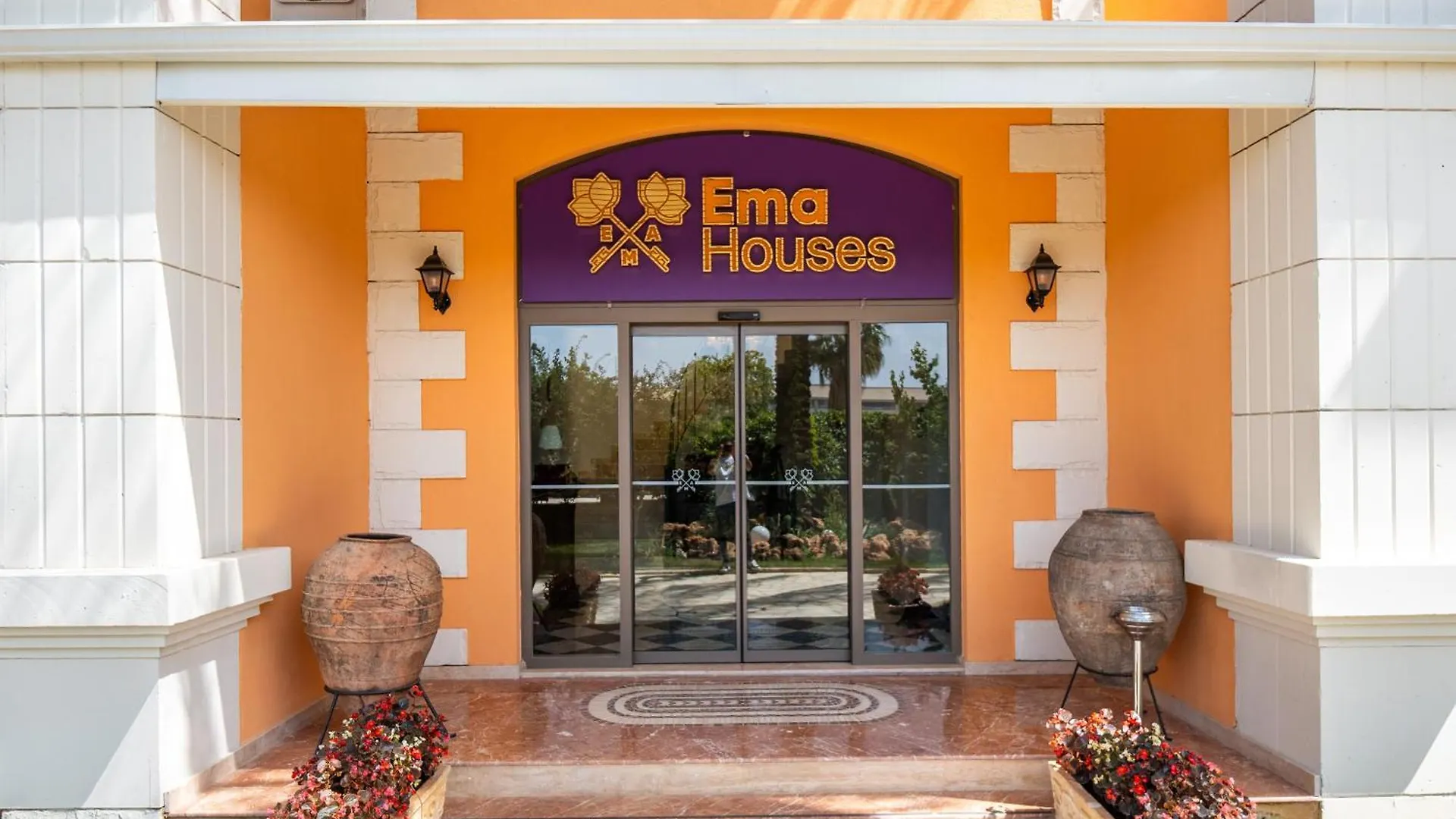 Ema Houses Antalya 0*,