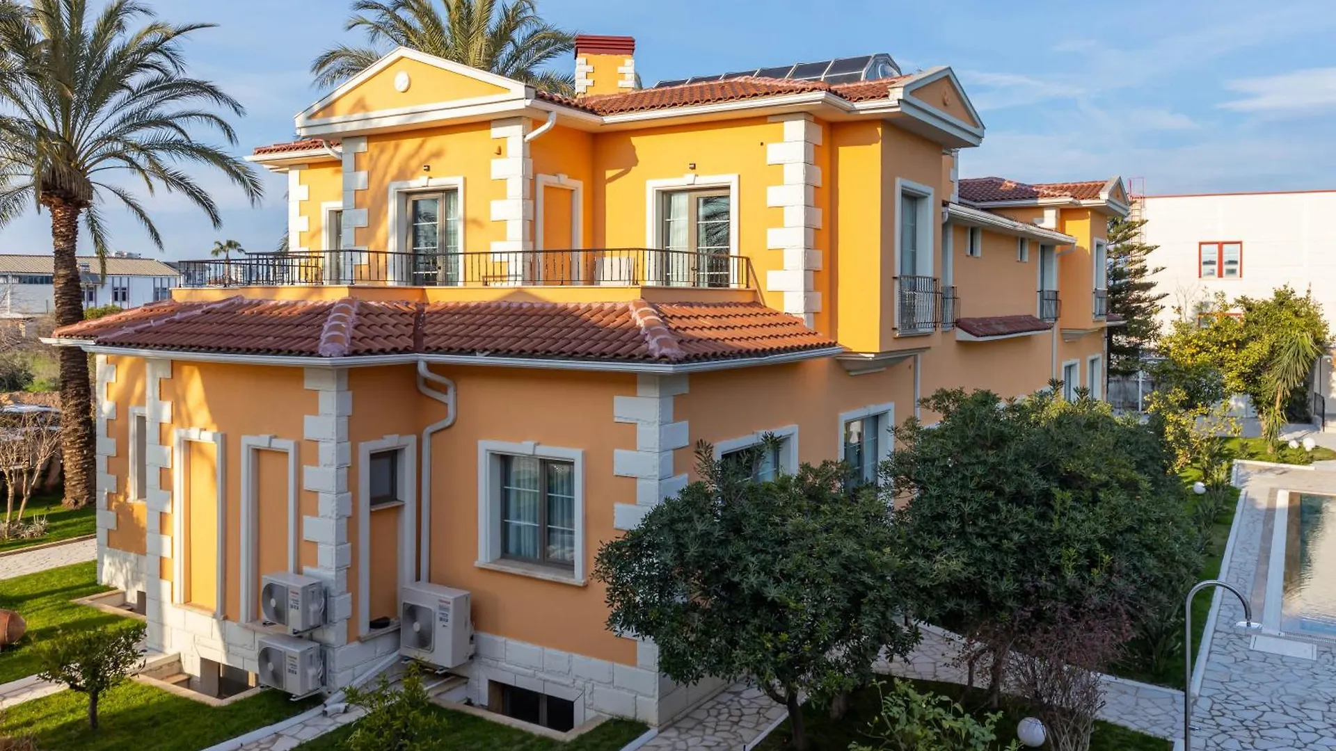 Ema Houses Antalya Hotel