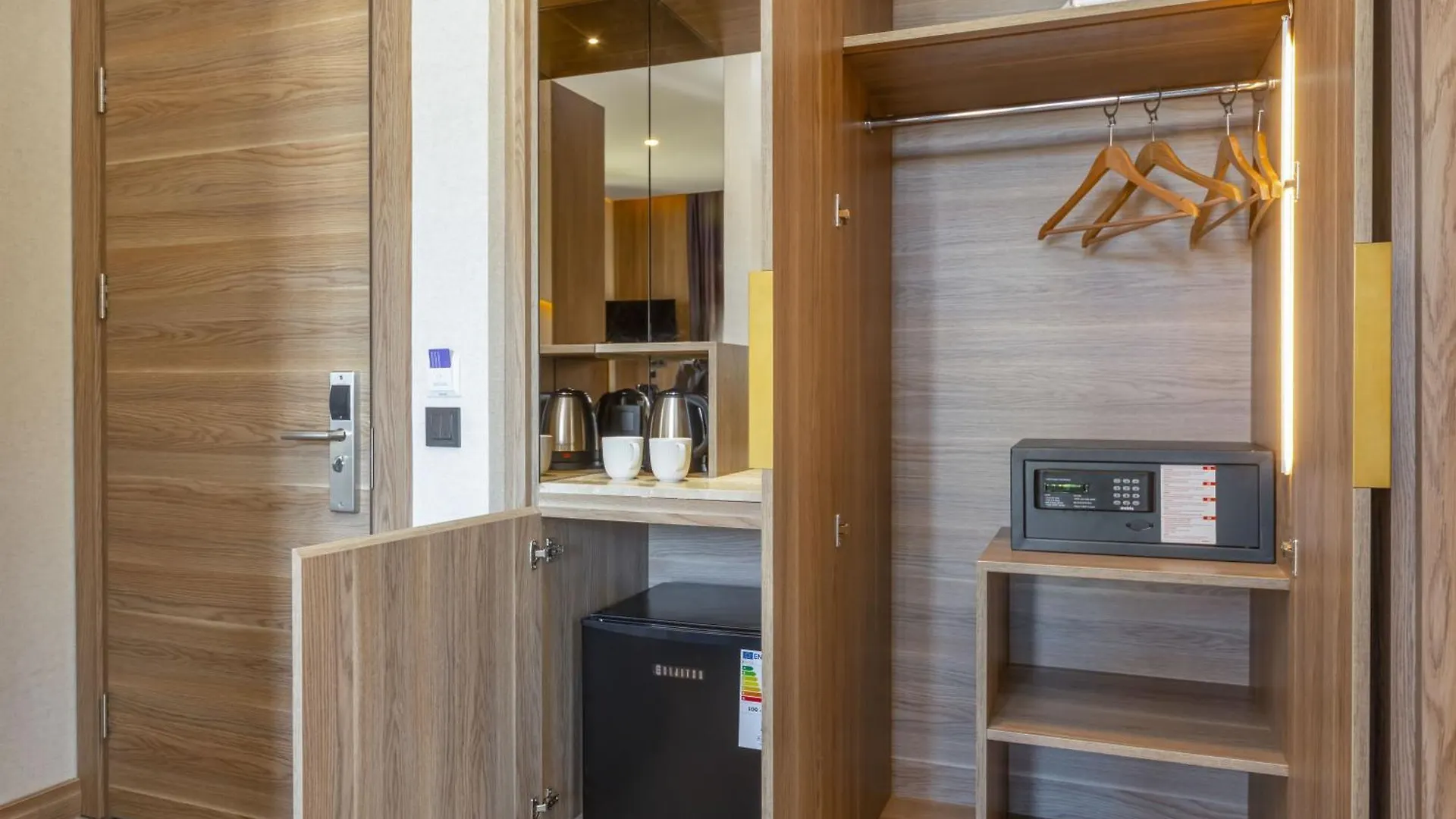 Ema Houses Antalya Hotel