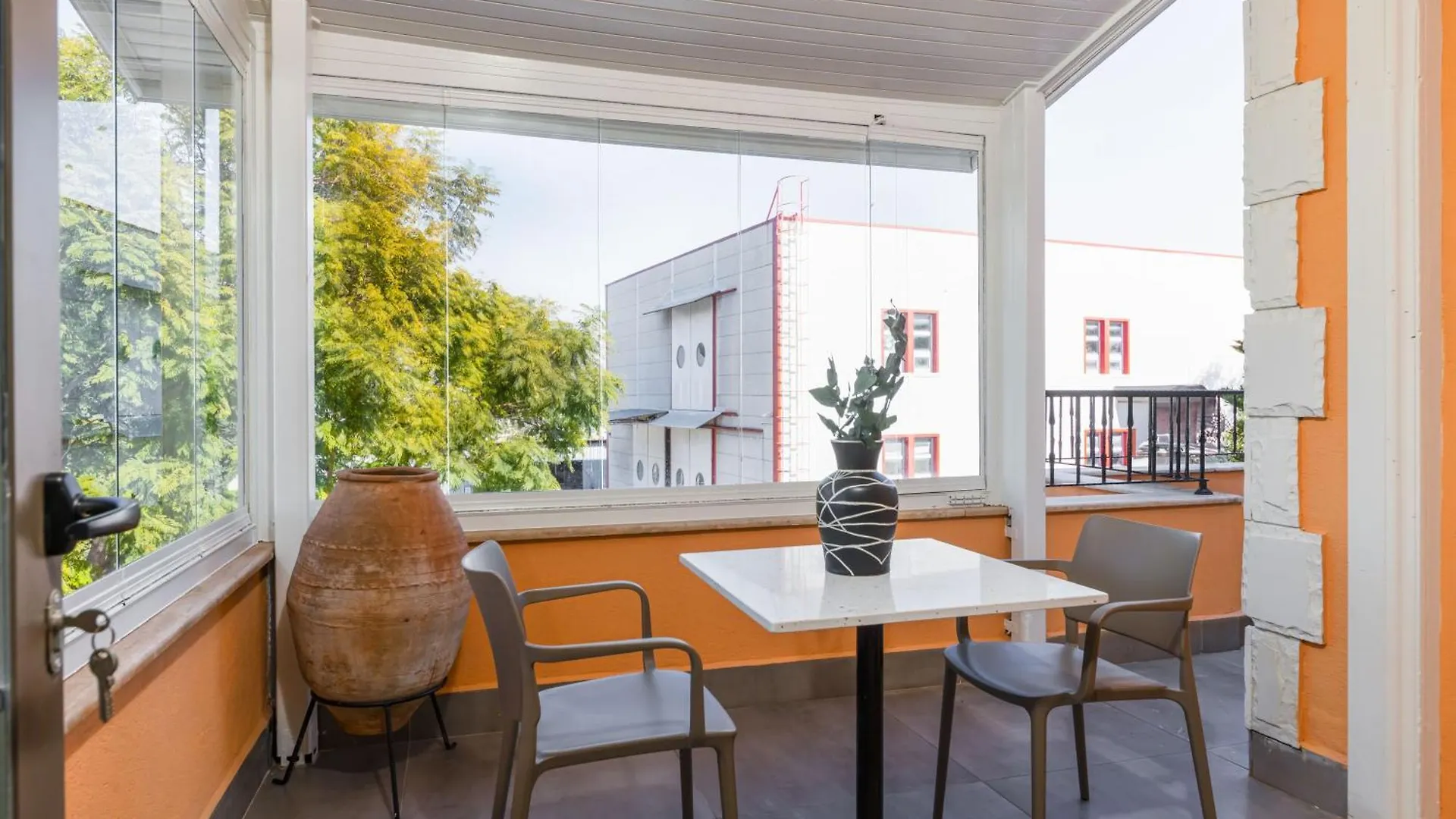 אנטליה Ema Houses מלון